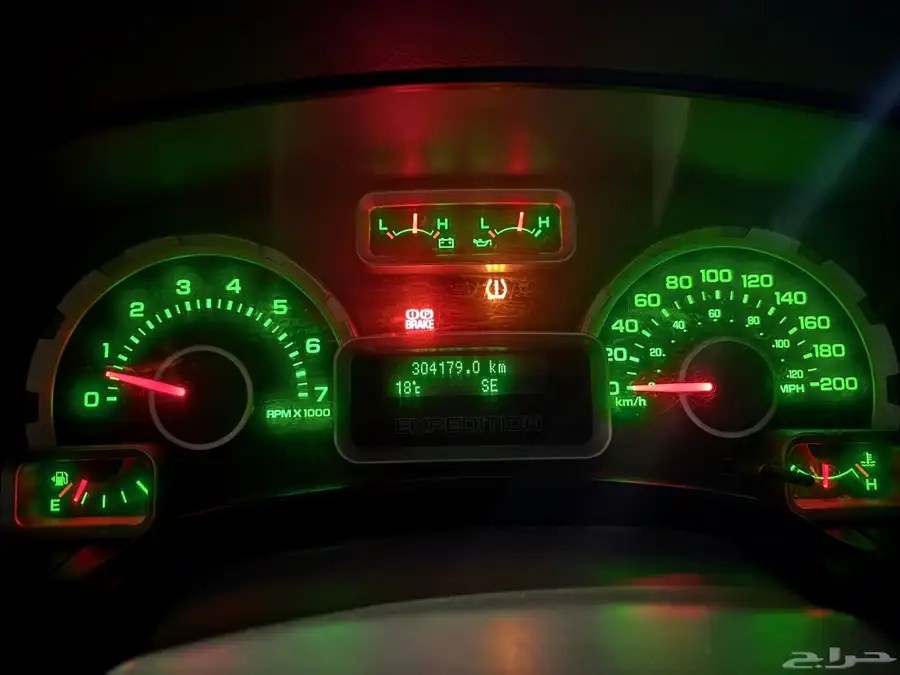 فورد اكسبديشن 2011 24