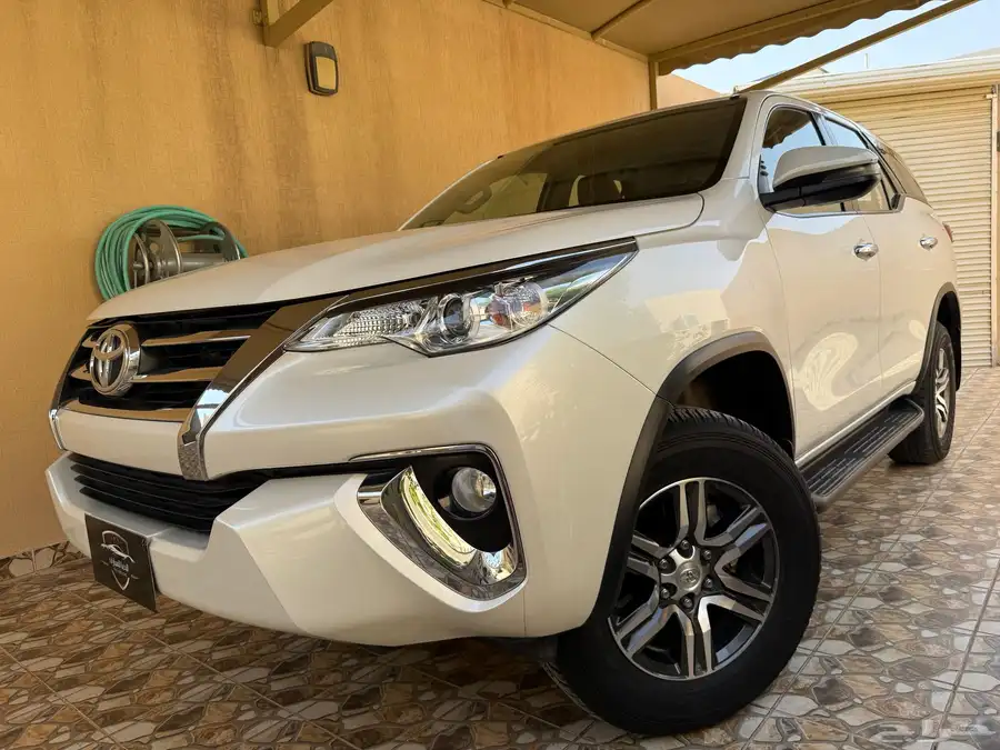 فورشنر مديل 2019 بنزين ( 4 سرندل ) بدون دبل سعودي ممشى قليل 84