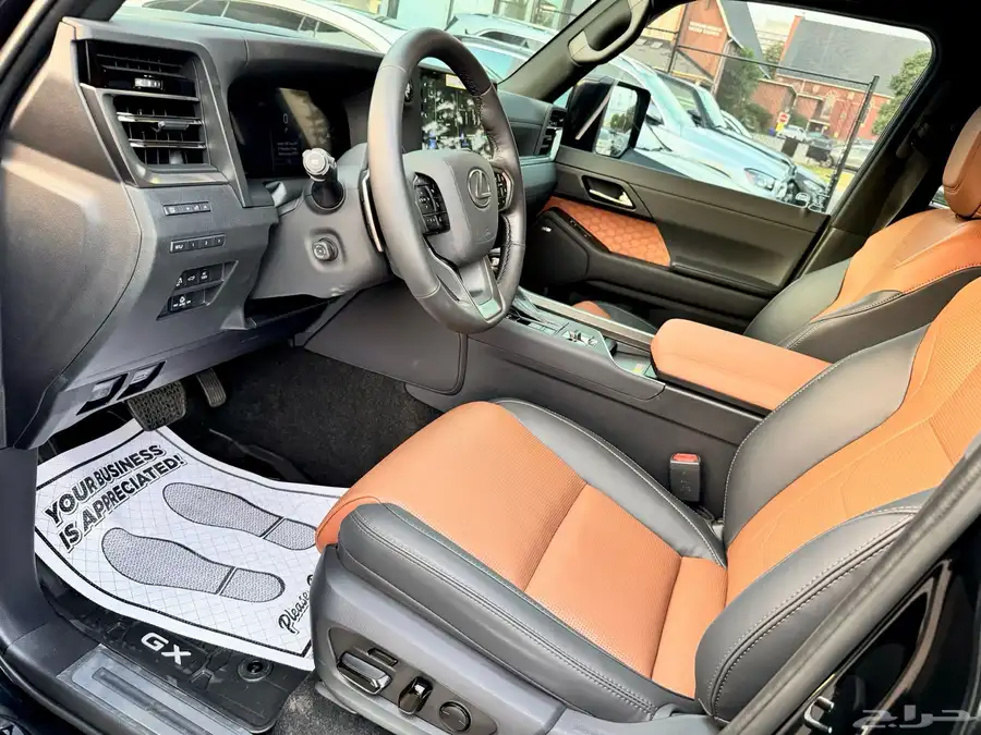 Lexus GX Luxury Plus 2025 فل كامل 5