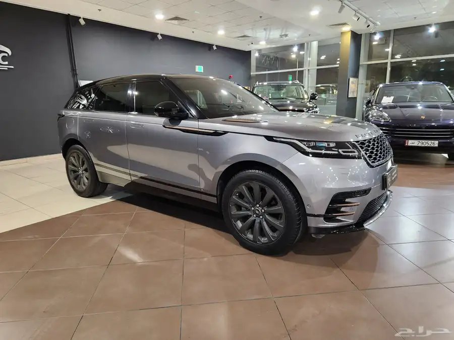 رنج روفر Velar R-Dynamic 2020 0