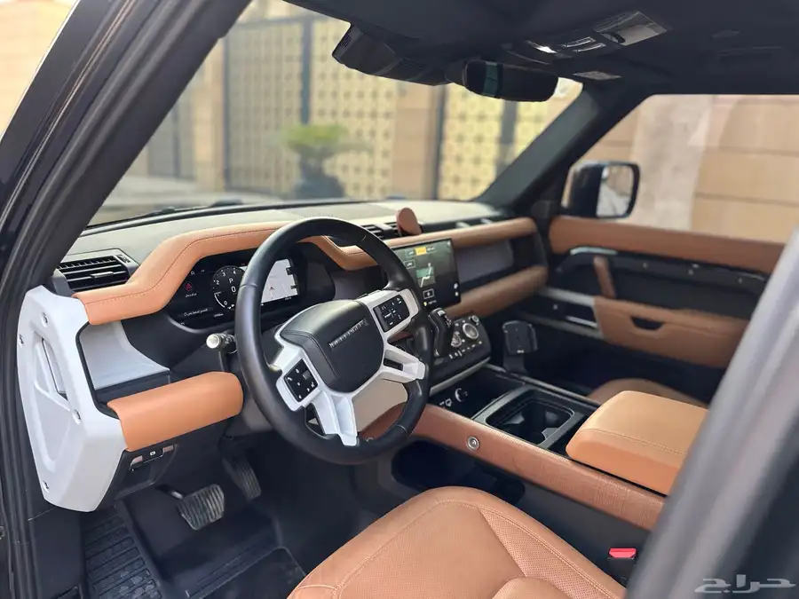 ديفندر 2023 HSE V6 21