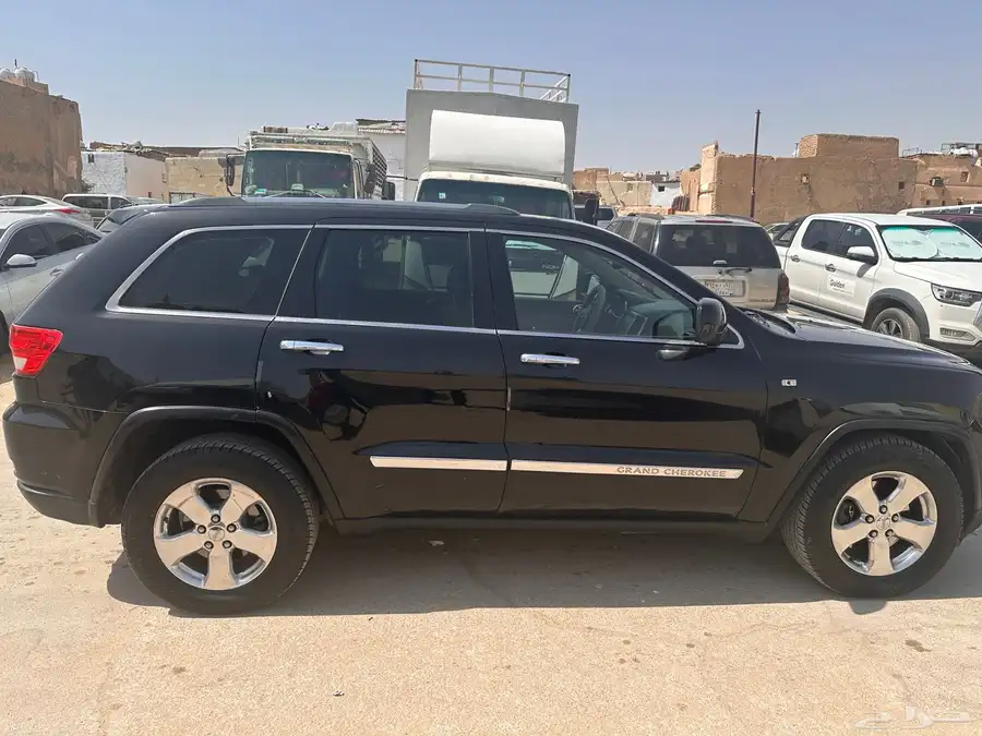 Jeep Grand Cherokee for sale in excellent condition 4