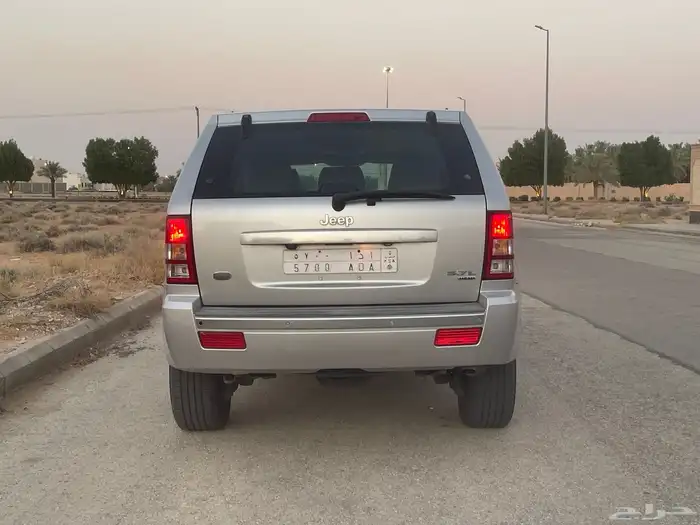 جيب جراند شيروكي أوفرلاند 2008 سعودي 14