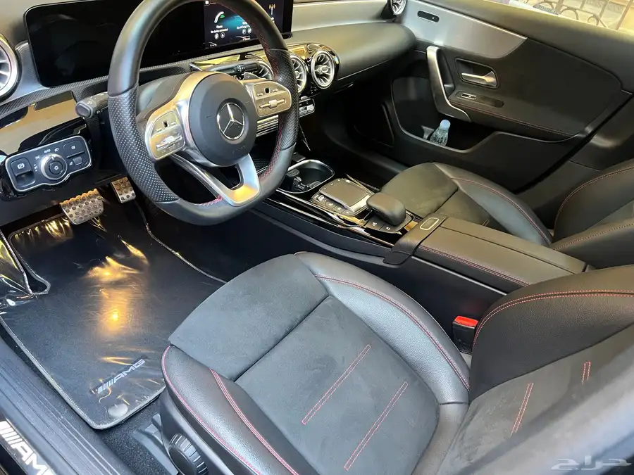 2021 مرسيدس A35 AMG الفئه الرياضية استخدام قليل 19