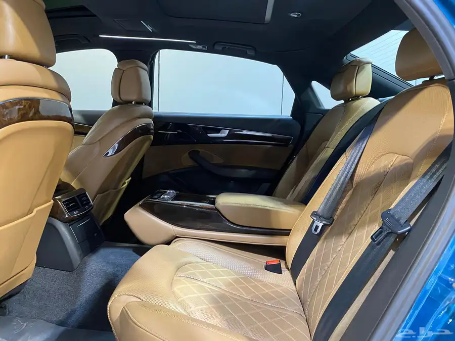 اودي A8 L 2016 V6 بحالة نظيفة 23