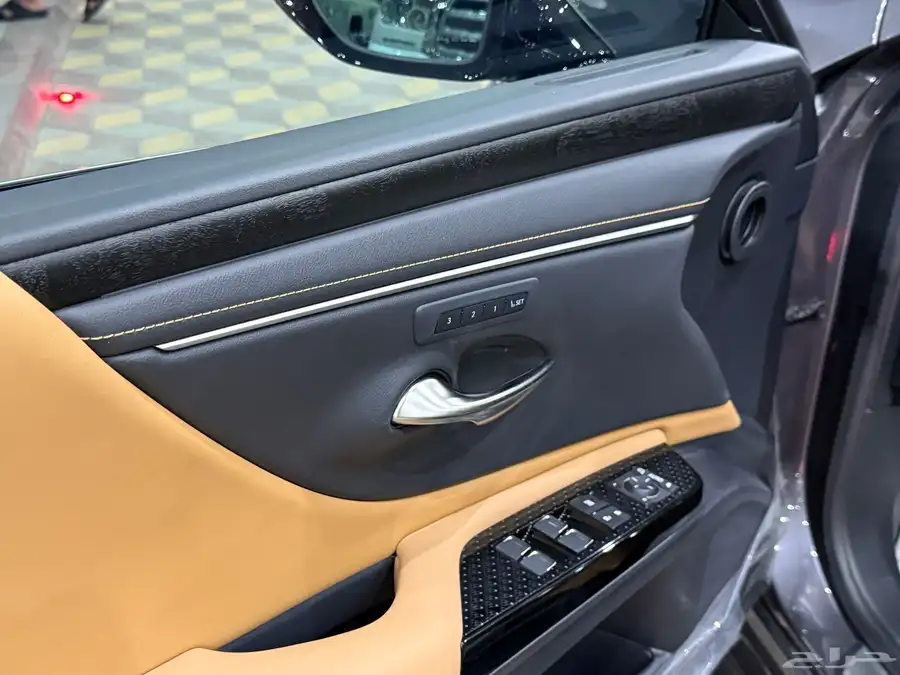 لكزس ES350 2023 6