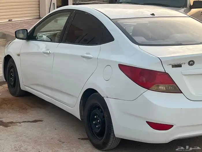 للبيع هونداي اكسنت 2014 2