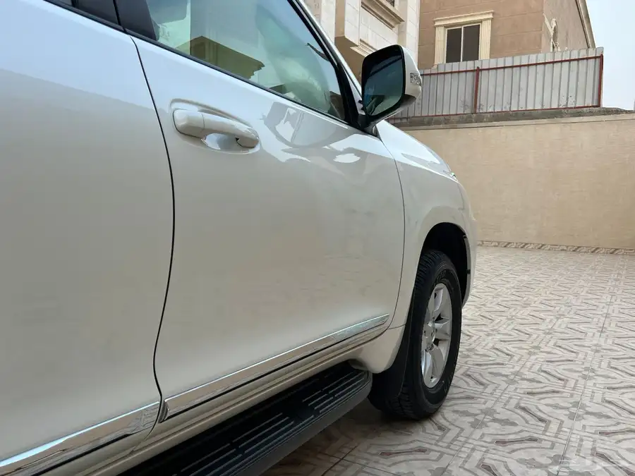 تويوتا برادو 2021 وكالة عداد 72 الف 18
