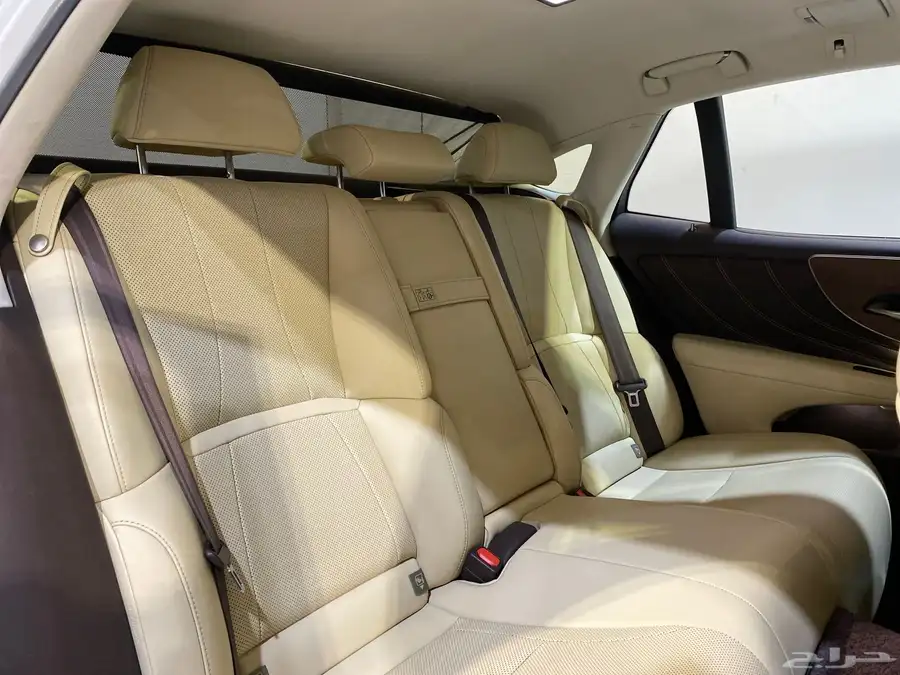لكزس 2018 LS350 بحالة نظيفة جدا 16