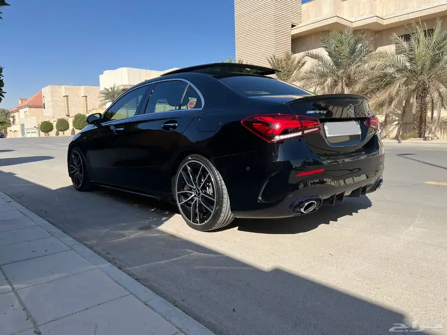 2021 مرسيدس A35 AMG الفئه الرياضية استخدام قليل 1