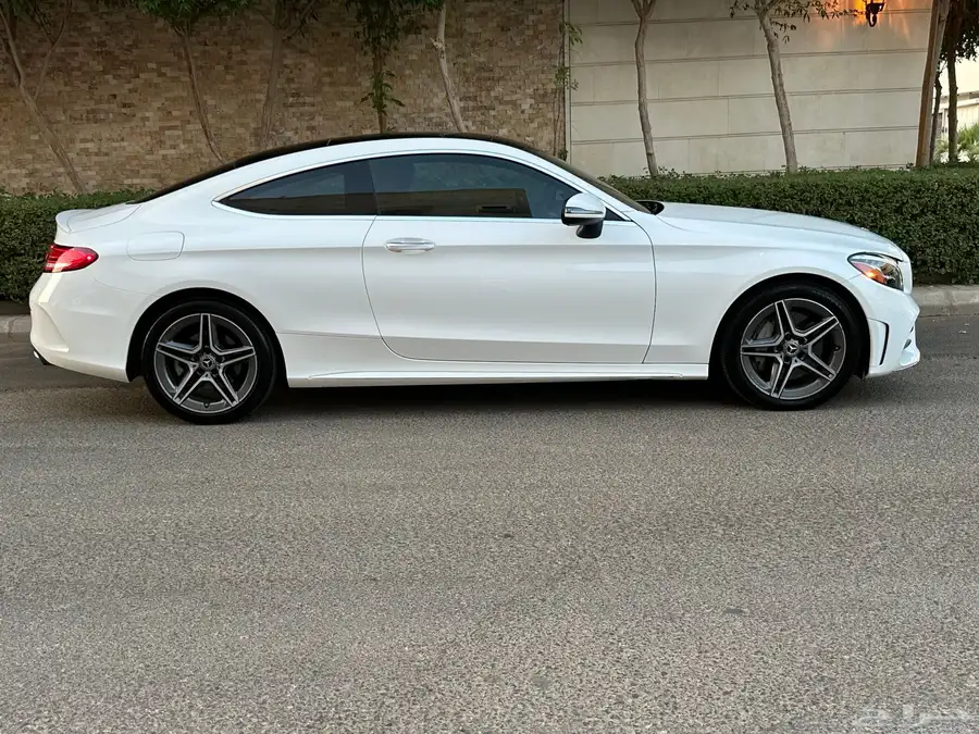 مرسيدس 2019 كوبيه C300 AMG kit 3