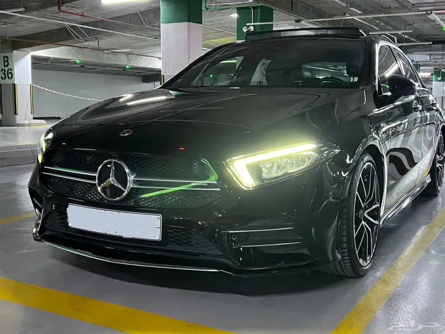 2021 مرسيدس A35 AMG الفئه الرياضية استخدام قليل 11