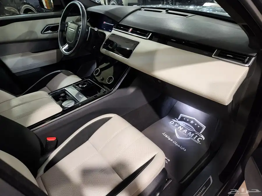 رنج روفر Velar R-Dynamic 2020 4