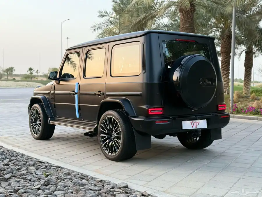 سيارات فارهه للإيجار 39