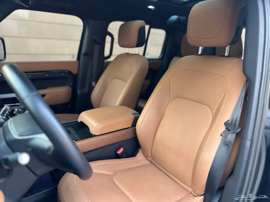 ديفندر 2023 HSE V6 24