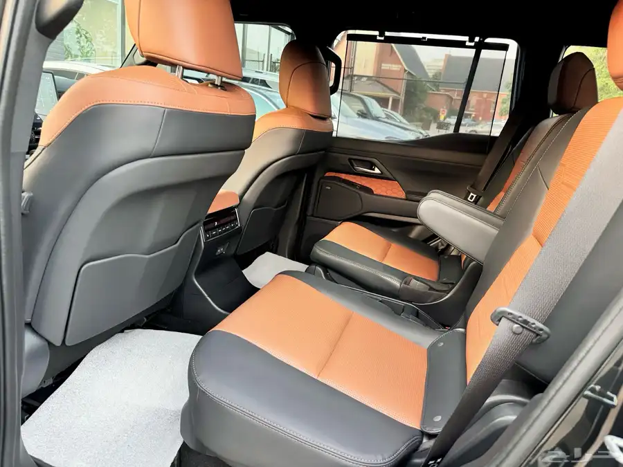 Lexus GX Luxury Plus 2025 فل كامل 7