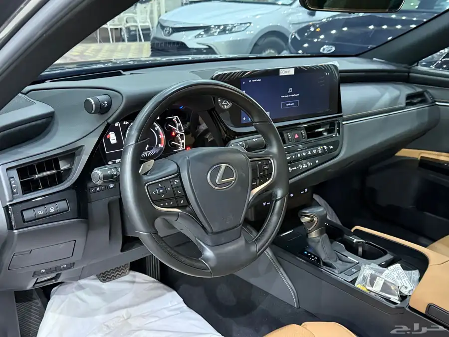 لكزس ES350 2023 4