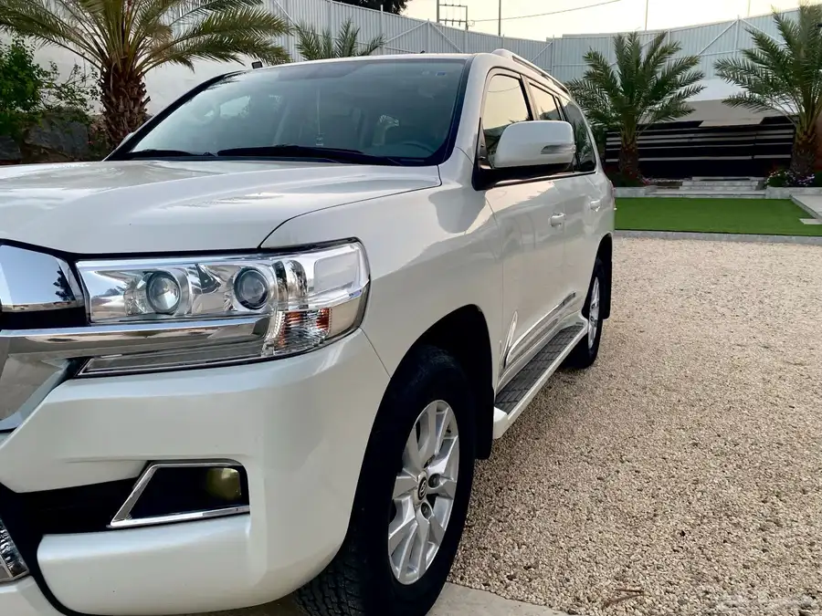 جيب مديل 2019 فل كامل 6 سلندر مخزن العداد56 الف مشروط شرط 2