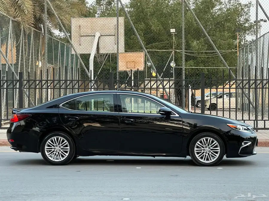 لكزس ES350 2016 سعودي 3