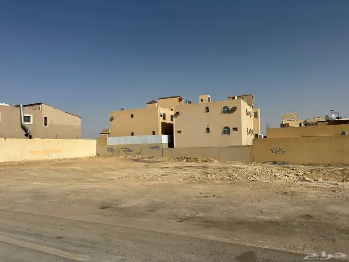 للإيجار   أرض تجارية مميزة في حي ظهرة لبن على طريق الطائف 5
