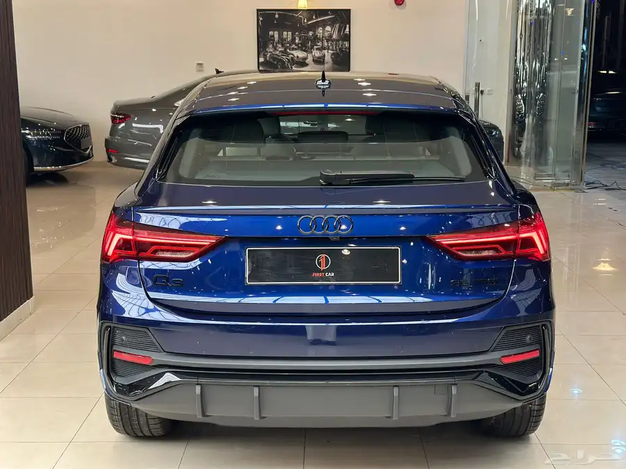 فل كامل كاش واقساط باسعار مناسبة Audi Q3 سبورت باك 2025 3