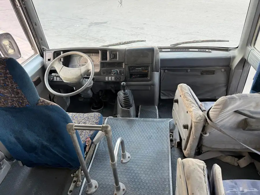 باص نيسان سفليان موديل 2008 بنزين 4