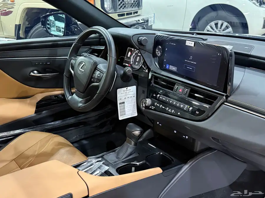 لكزس ES350 2023 12