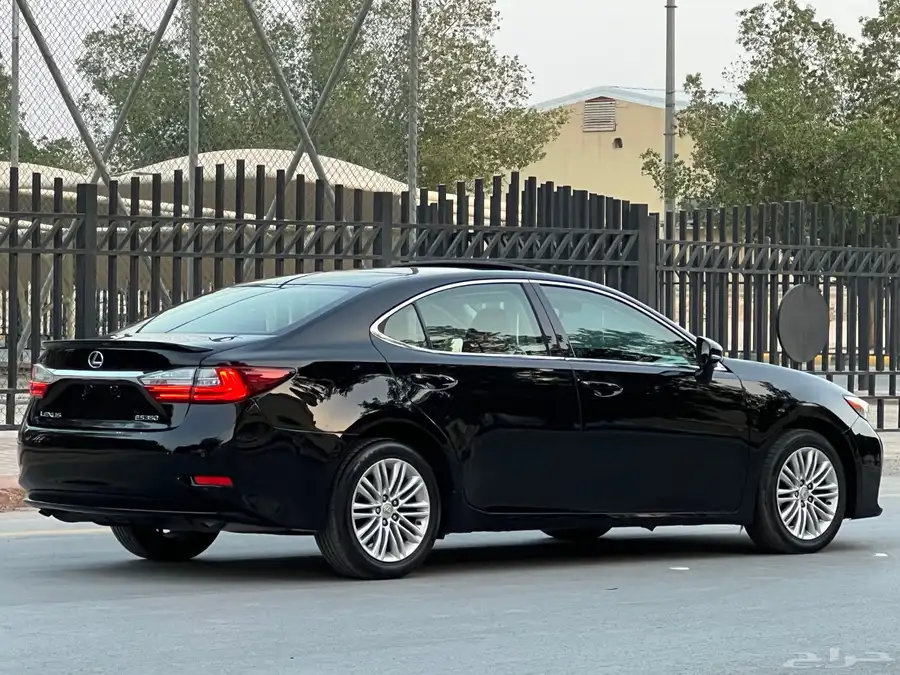 لكزس ES350 2016 سعودي 4