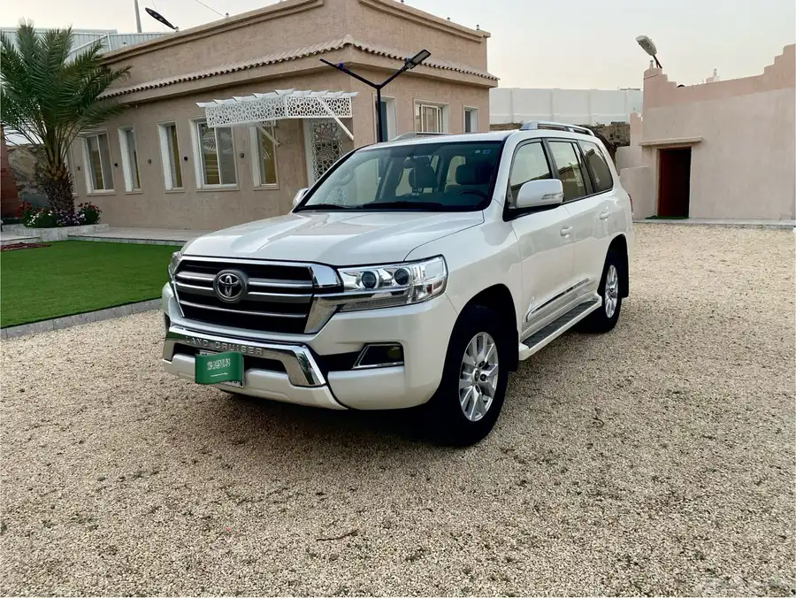 جيب مديل 2019 فل كامل 6 سلندر مخزن العداد56 الف مشروط شرط 13