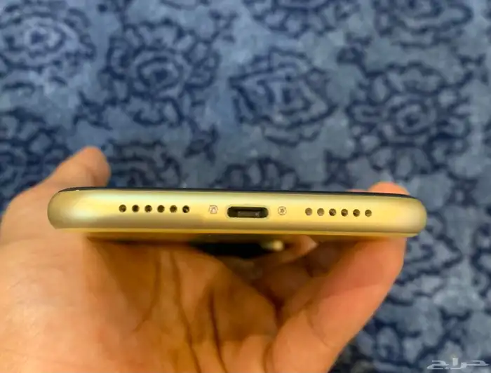 ايفون Xr اصفر 5