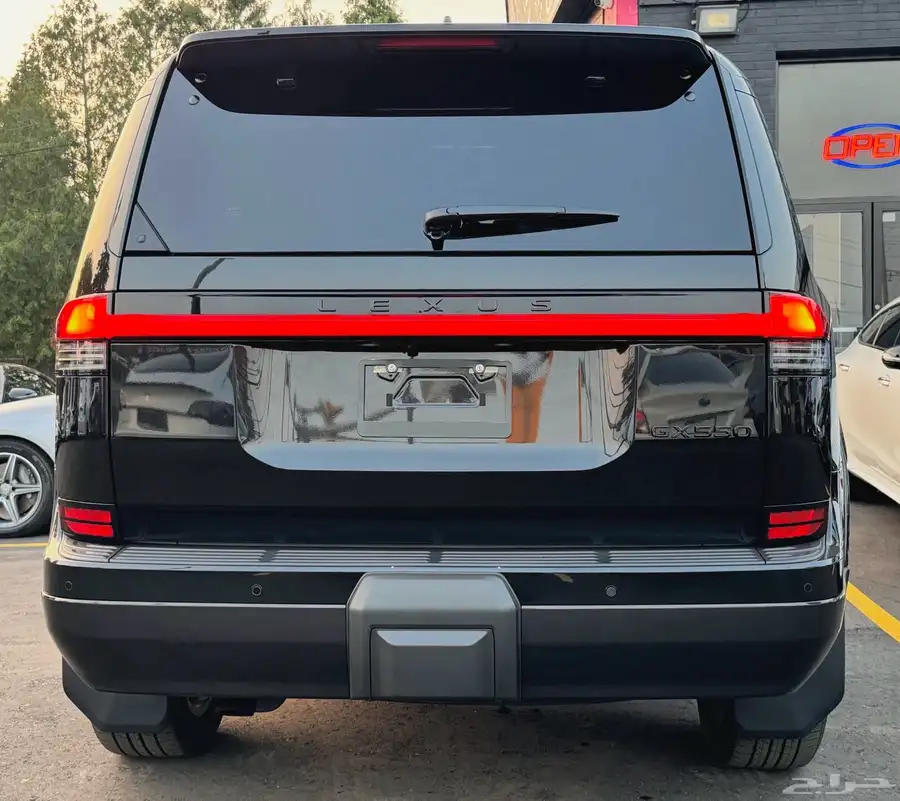 Lexus GX Luxury Plus 2025 فل كامل 4