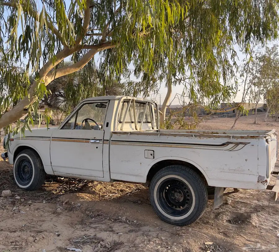 هايلوكس 1977 4