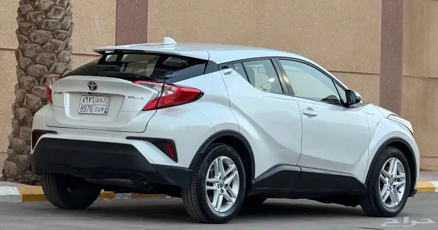 تويوتا C-HR 2022 10