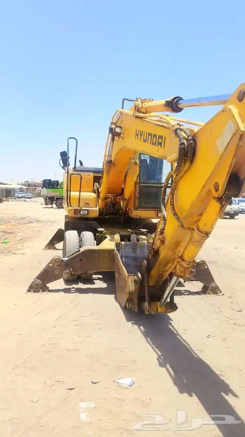 بوكلين كفرات للايجار اليومي والشهري سواق هندي 0