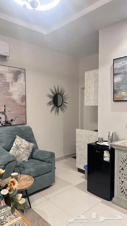 شقة فاخرة بدخول ذكي حي العقيق 4