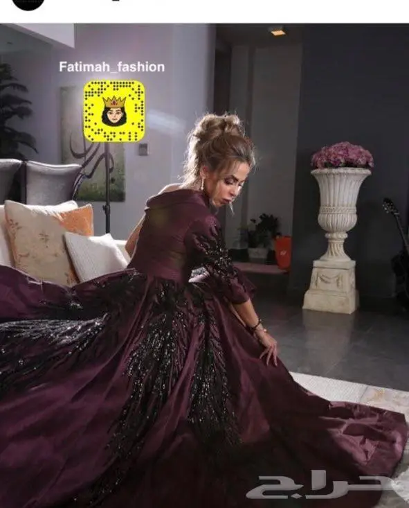 فستان مناسبات مقاس XL من مصممة 0