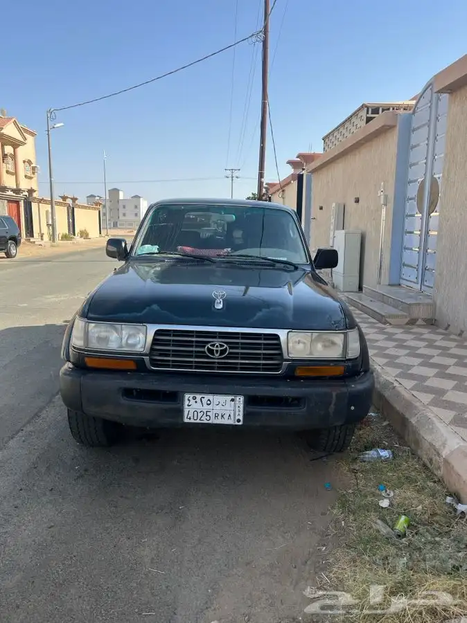 لاندكروزر جيب 1997مكيفين ثلاجه بدي ومحركات شرط 2