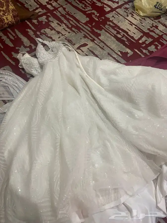 فستان زواج للايجار 300 والتامين 500 0