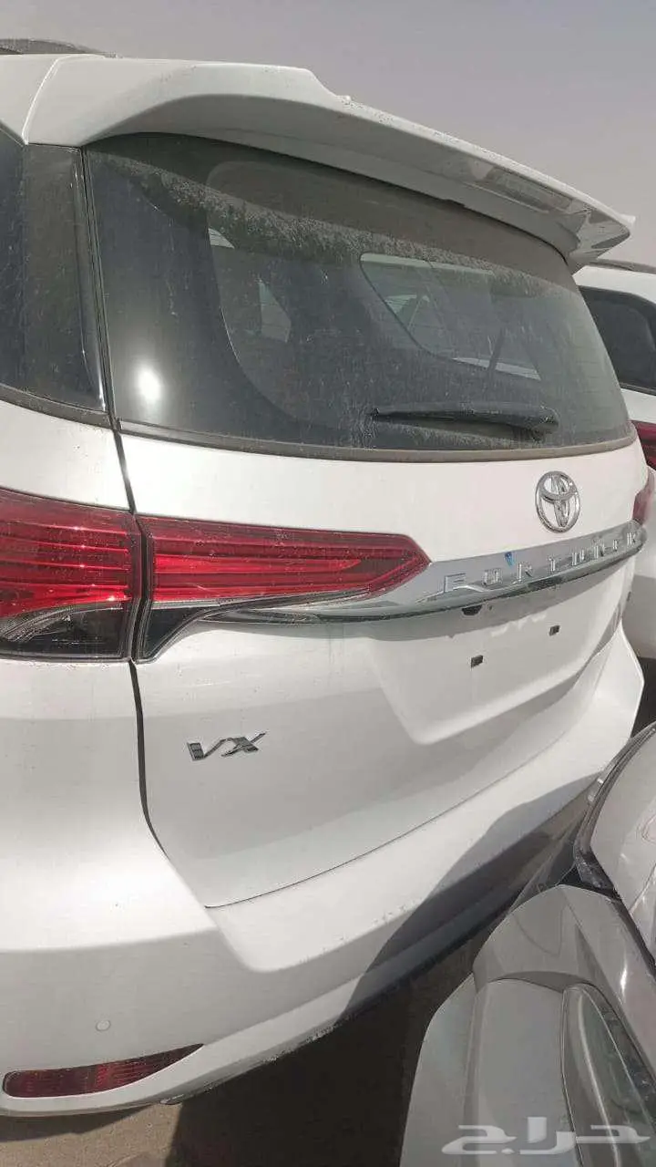 تويوتا فورتشنر VX1 بنزين سعودى 2025 ابيض 1