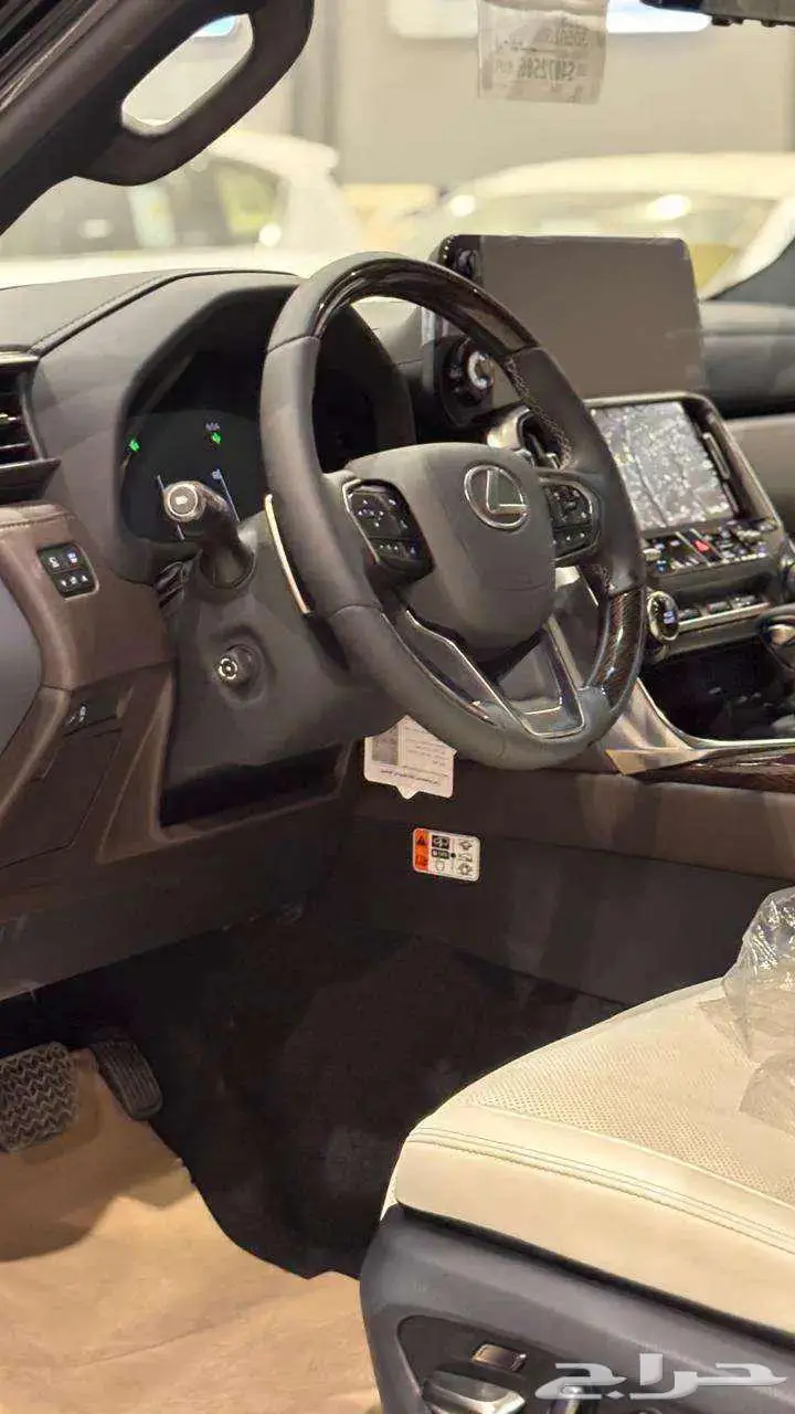 لكزس LX600 BB 2025 اسود داخلية اوف وايت سعودي 1