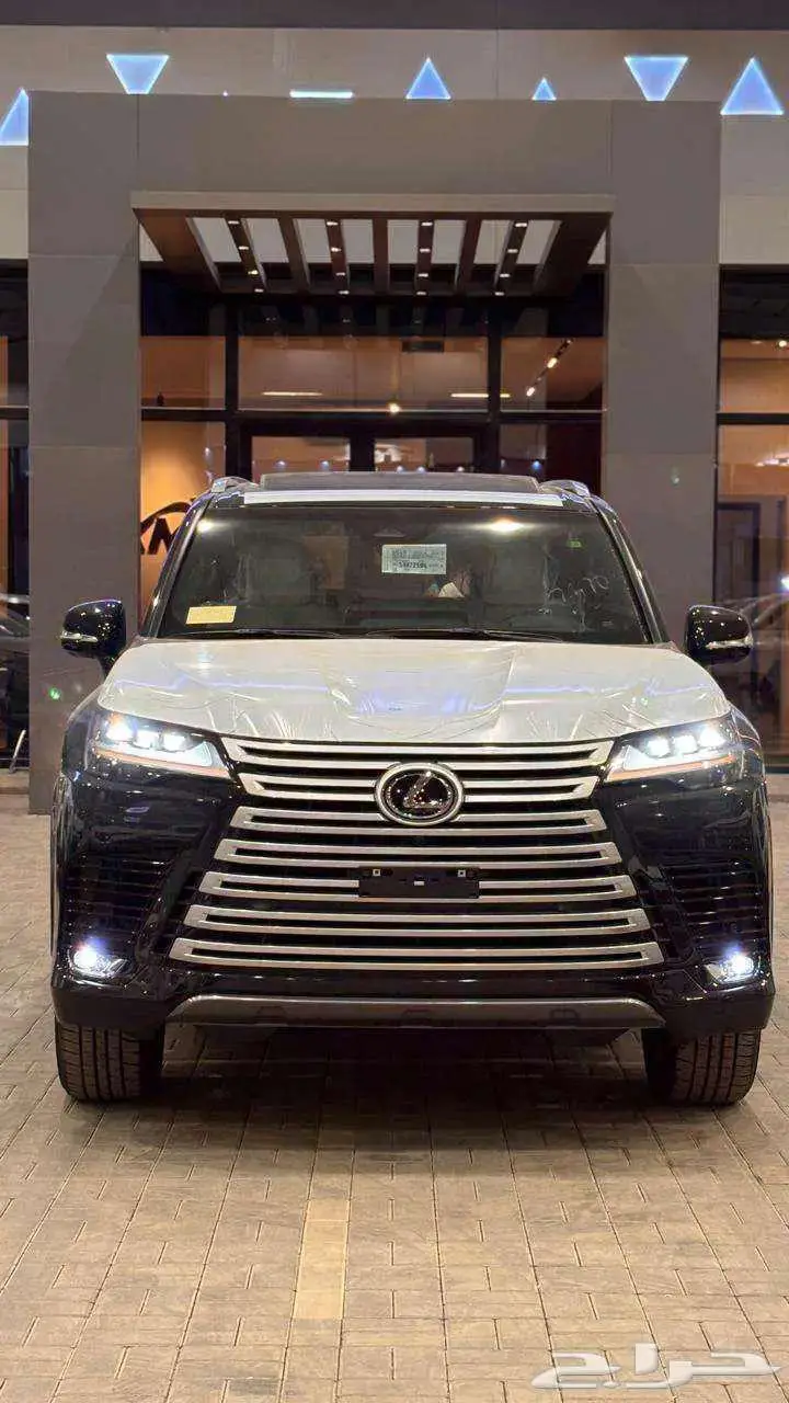 لكزس LX600 BB 2025 اسود داخلية اوف وايت سعودي 0