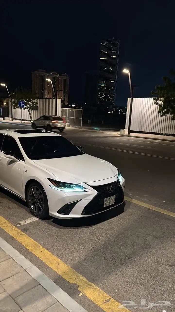 لكزس FFsport 0