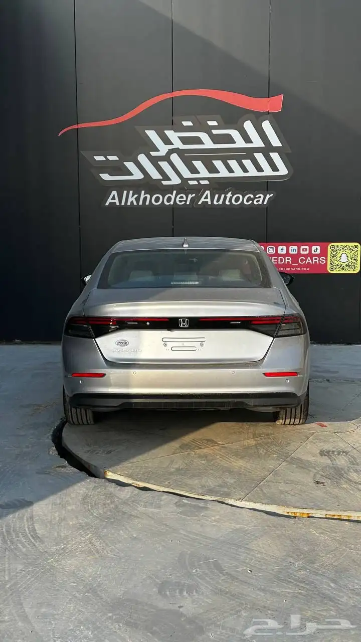 هوندا اكورد Ex نص فل 2025 لدى شركة عبدالمجيد الخضر 3