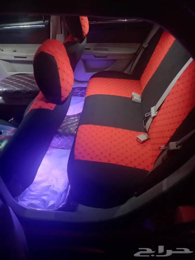 كرايزلر c300 3