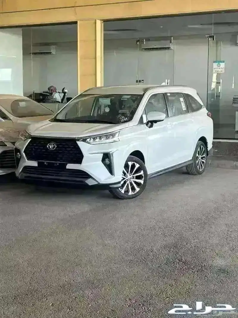 تويوتا فيلوز GLX بنزين سعودي 2025 بقسط 1100 لدى الحسن 0