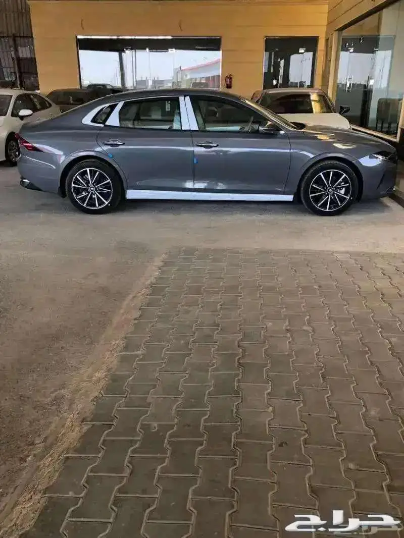 هيونداي أزيرا سمارت بلس فتحة بانوراما 2023 بقسط 1800 الحسن 3
