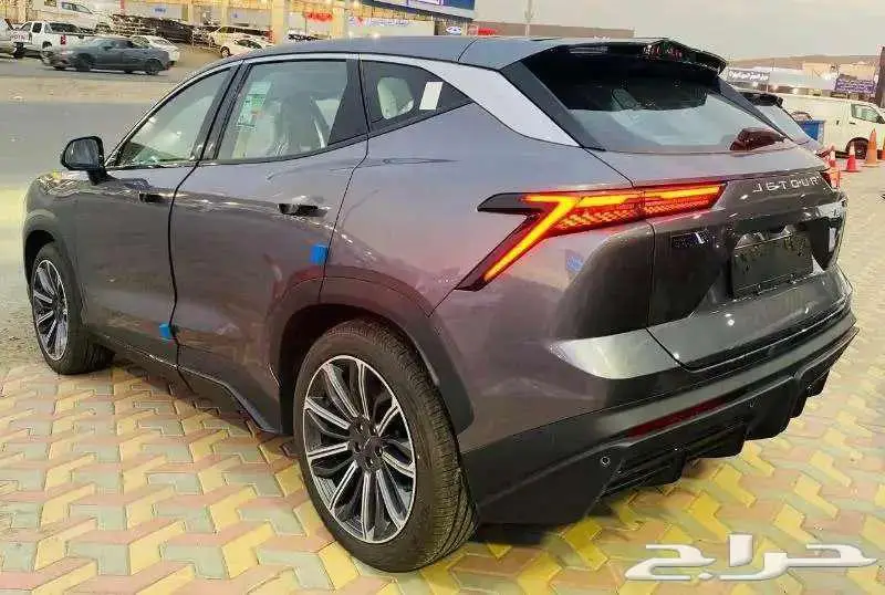 جيتور داشينج لاكجيري 24 كاش و تقسيط 11