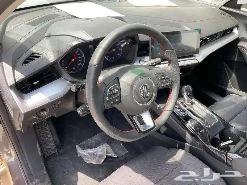 ام جي GT نص فل موديل 2024 10