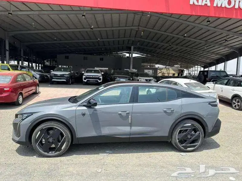 بيجو 408 GT موديل 2025 اقساط وكاش عرض خاص 7