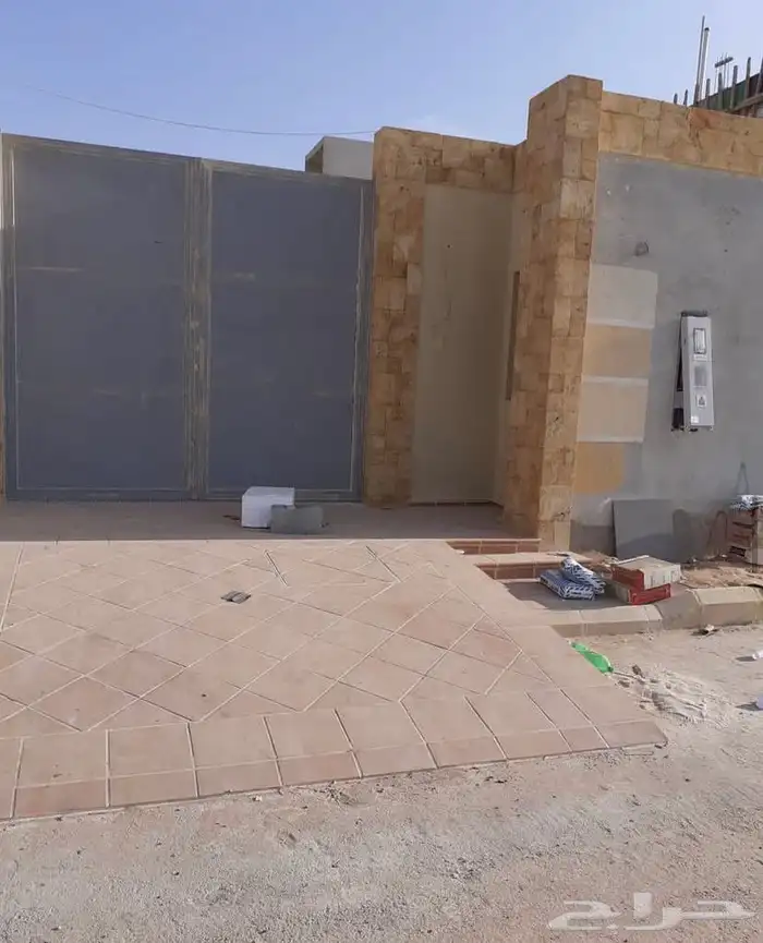 مقاول عام 15